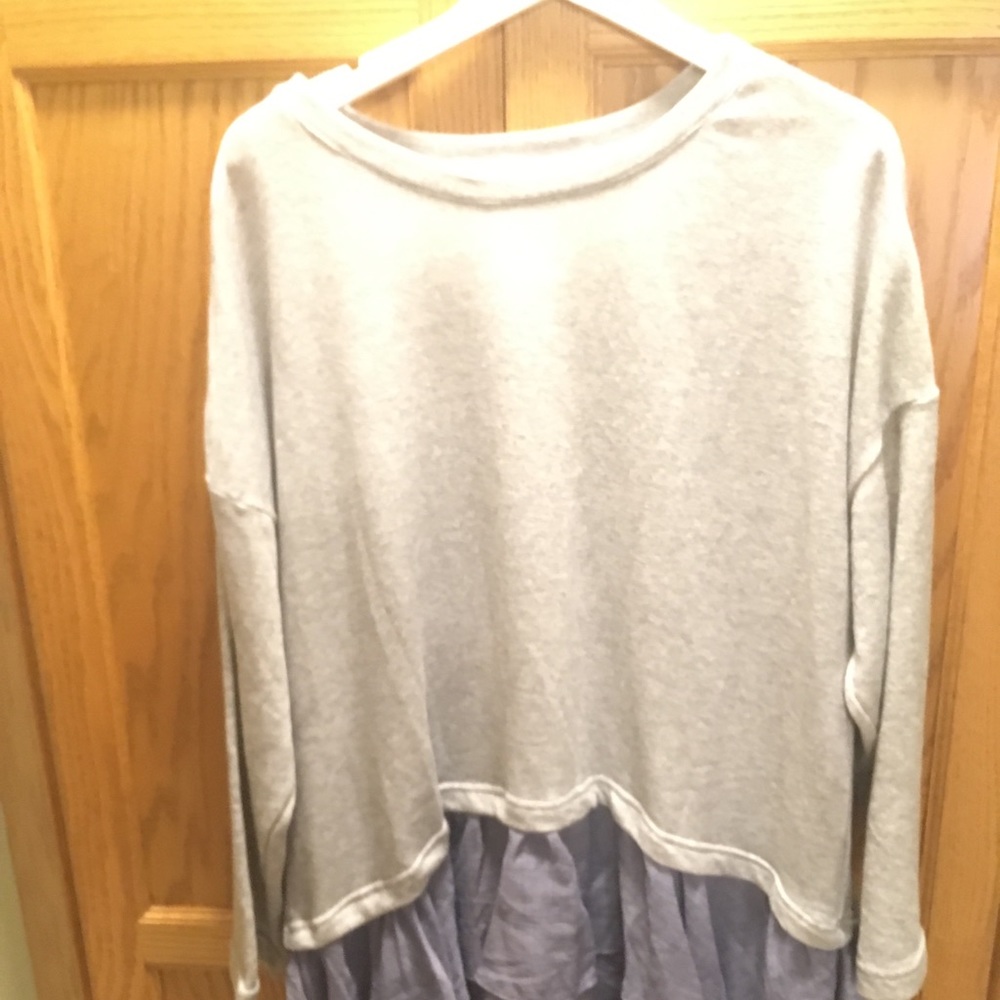 Mello Day Top in 2X. New with Tags.